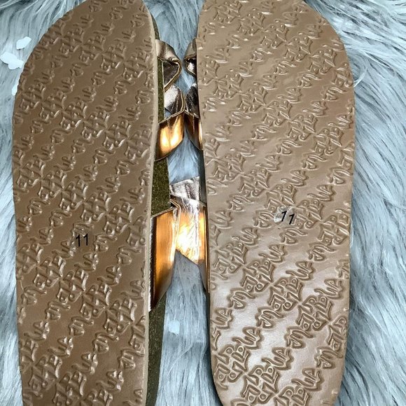 Mad Love Women's Prudence Footbed Sandals - Picture 2 of 3